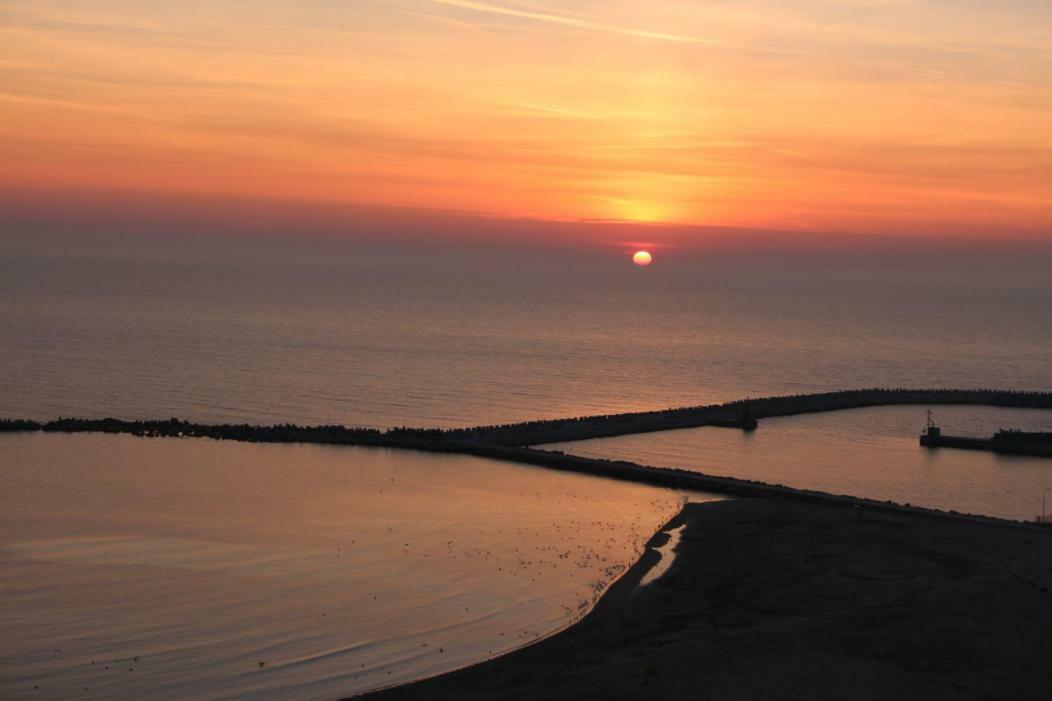 Faleza Nord Sea View Apartment Konstanca Kültér fotó